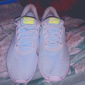 6.5 nike light blue shoes